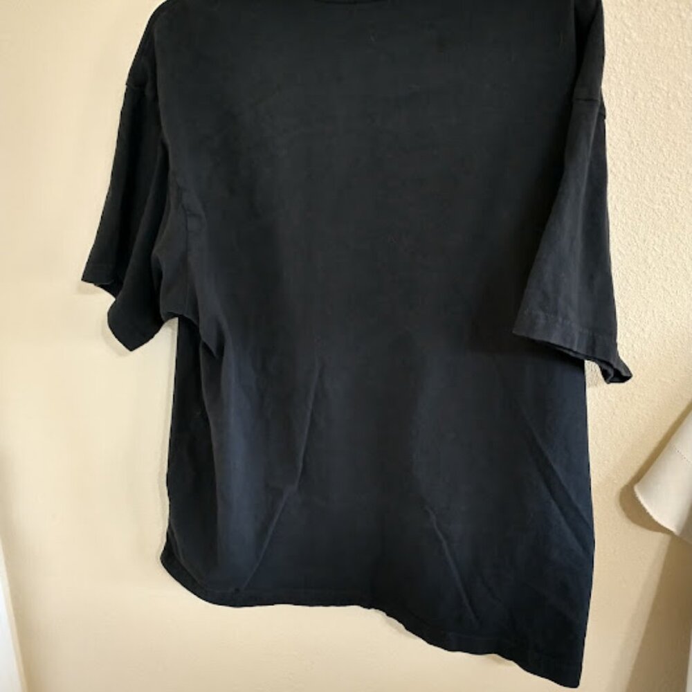 ADIDAS T-SHIRTS BUNDLE – (2) Adidas XL T-Shirts "Happy Flower” and “Ad… - Picture 4 of 7